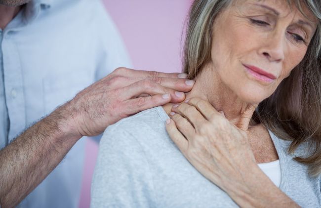 mujer-dolor-muscular 